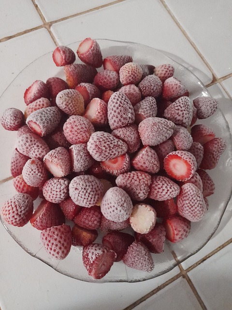 Frozen fruits to make jam